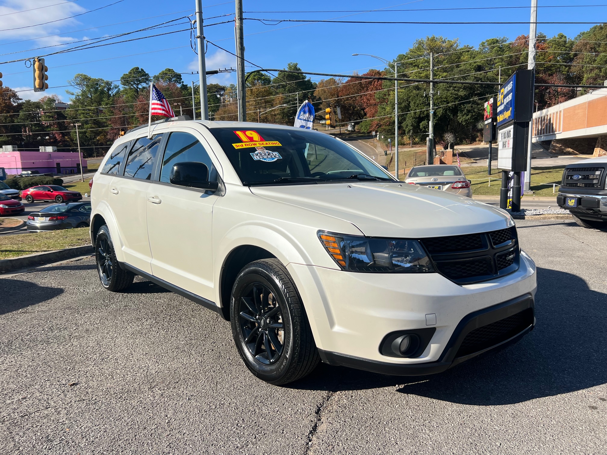 2019 Dodge Journey SE's photo
