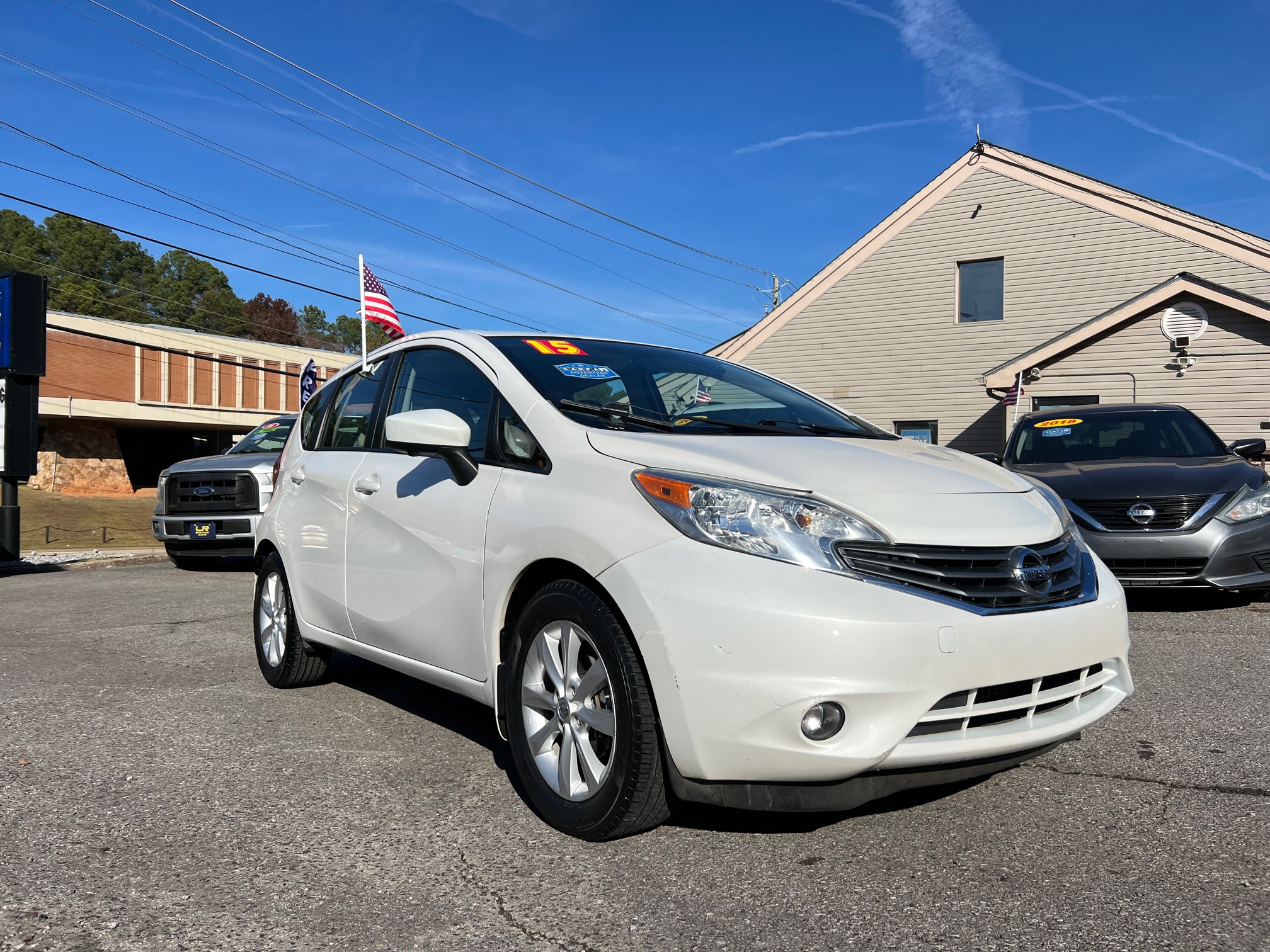 2015 Nissan Versa Note SL's photo