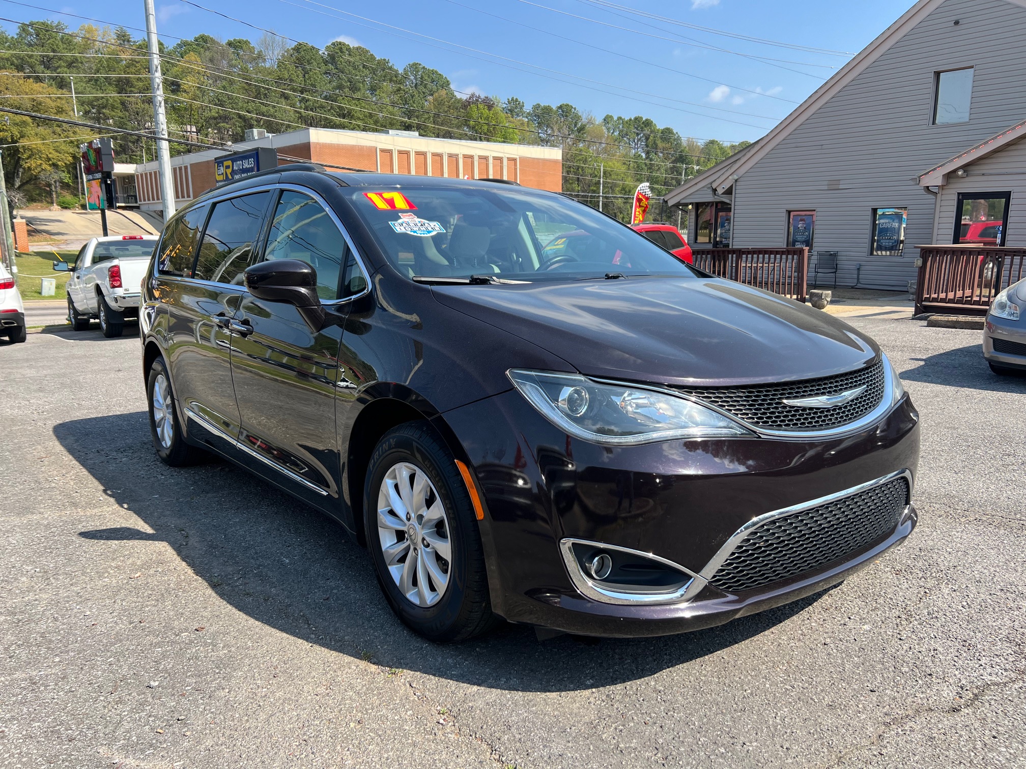 2017 Chrysler Pacifica Touring-L